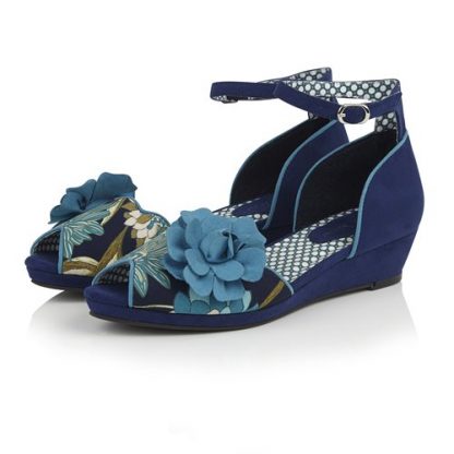PHYLLIS (BLUE)